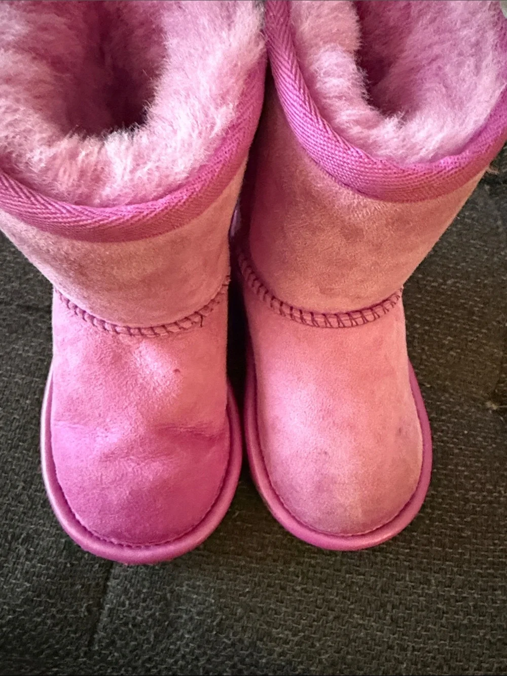 UGG soft pink